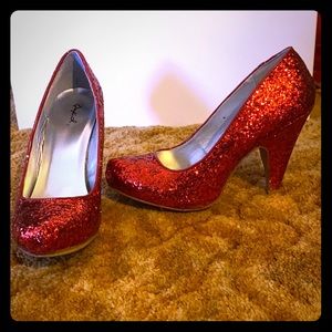 Qupid Red Sparkle heels